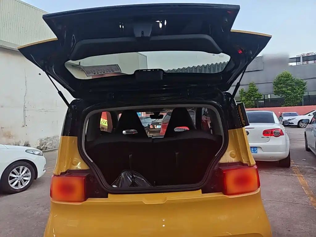 Wuling MINIEV — миниатюра 19