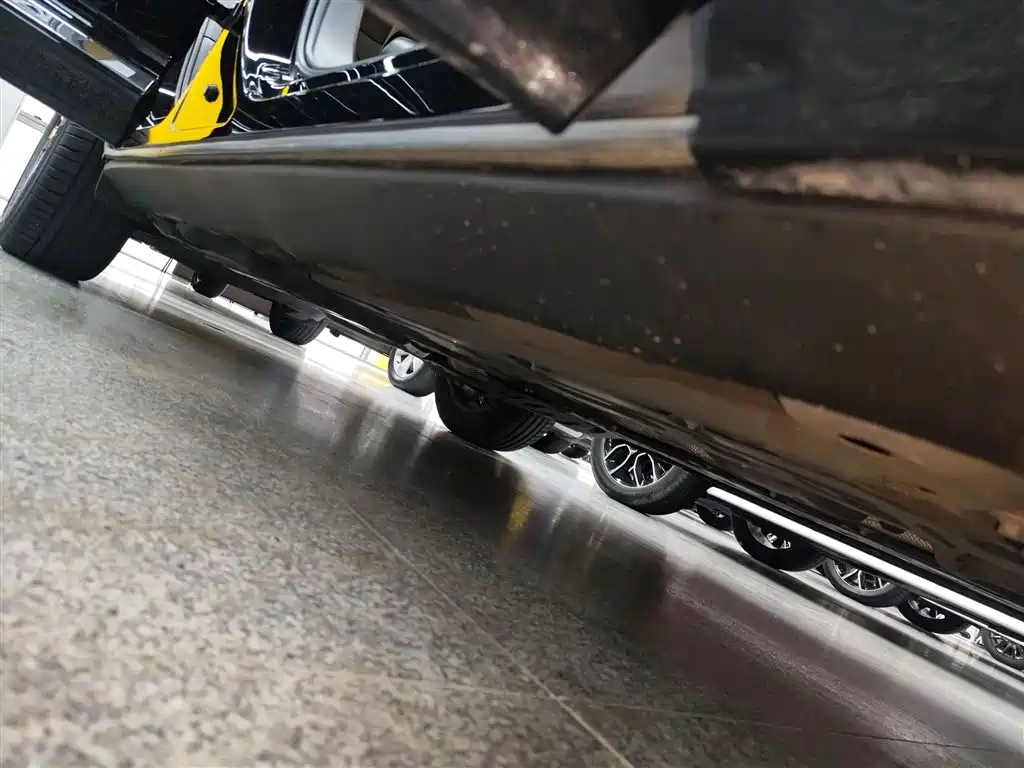 Volvo XC60 - фото 20