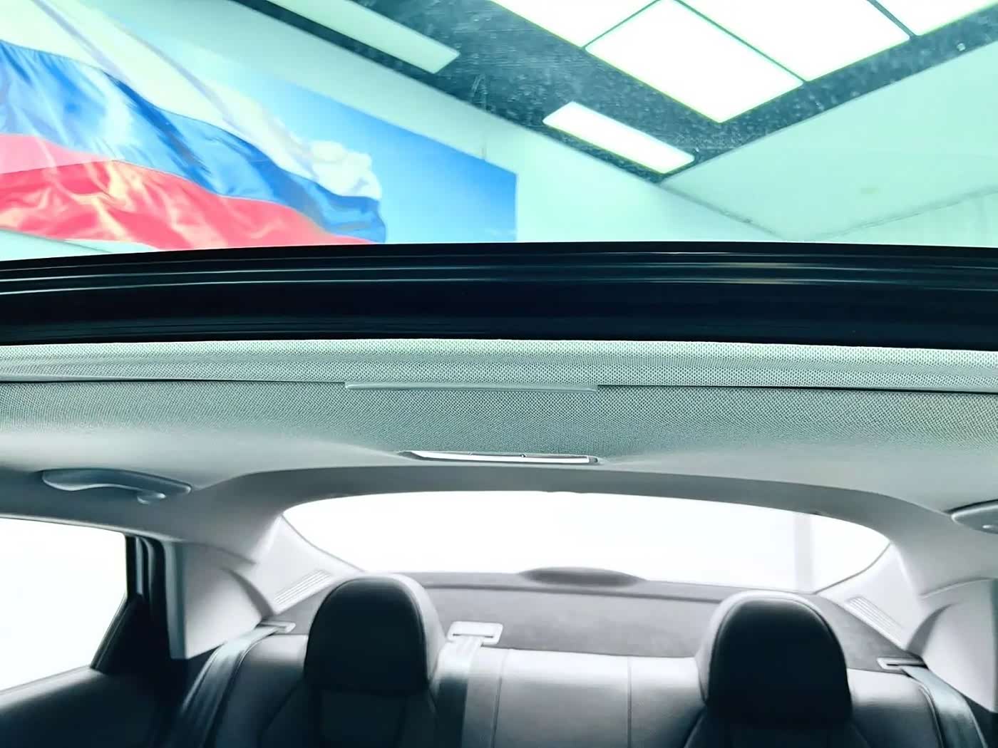 Hyundai Elantra 1.5 л 2023 г. Белый, пробег 17000 км