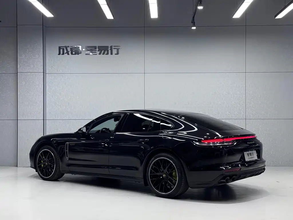 PORSCHE PANAMERA NEW ENERGY