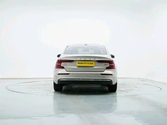 Volvo S60 — миниатюра 8