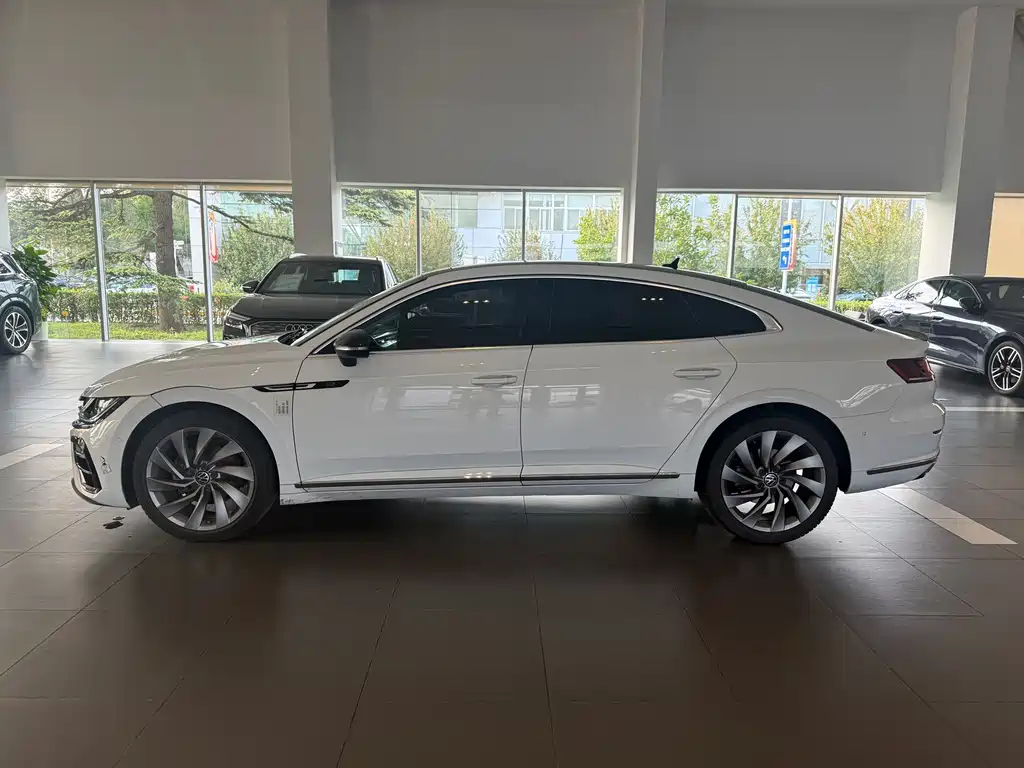 Volkswagen CC — миниатюра 4