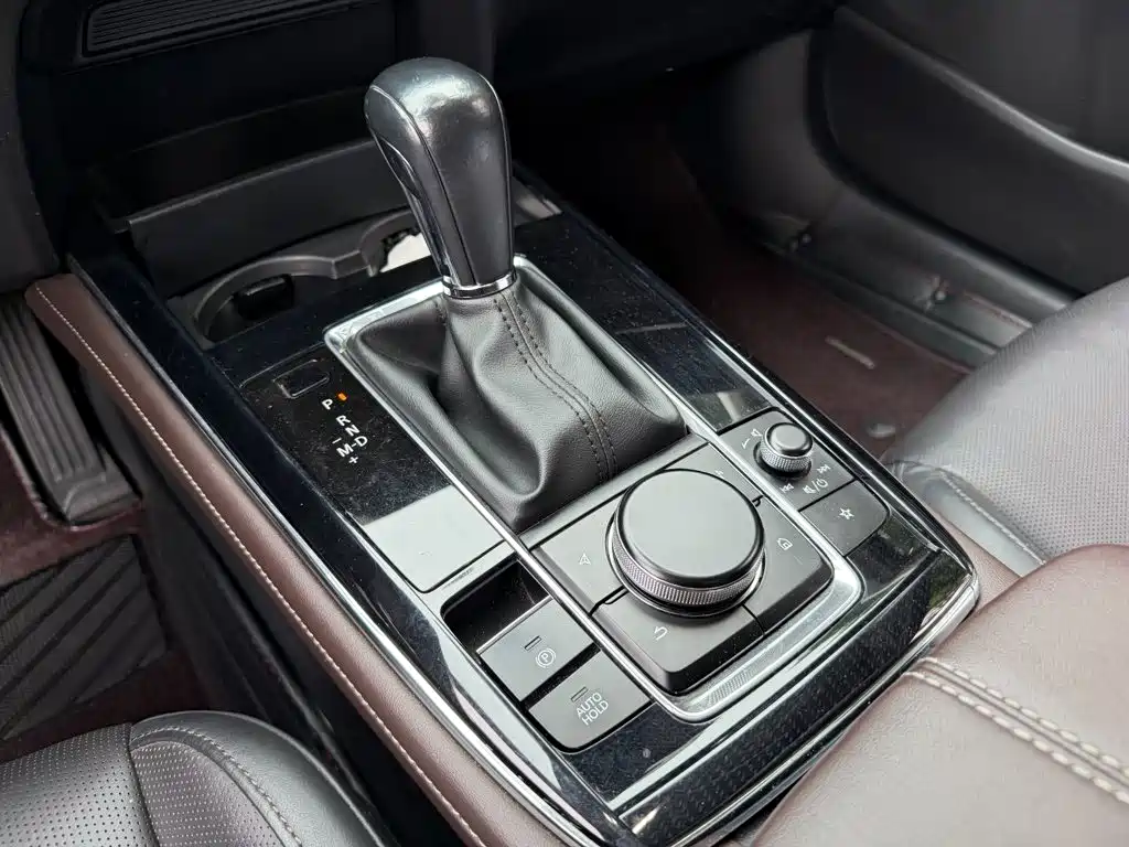 Mazda CX-30 — миниатюра 9