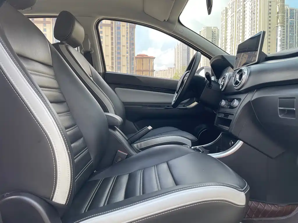 BAIC New Energy EC5 — миниатюра 16