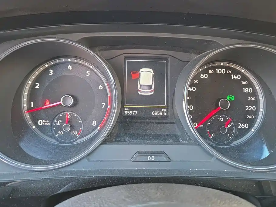 Volkswagen Tiguan L — миниатюра 14