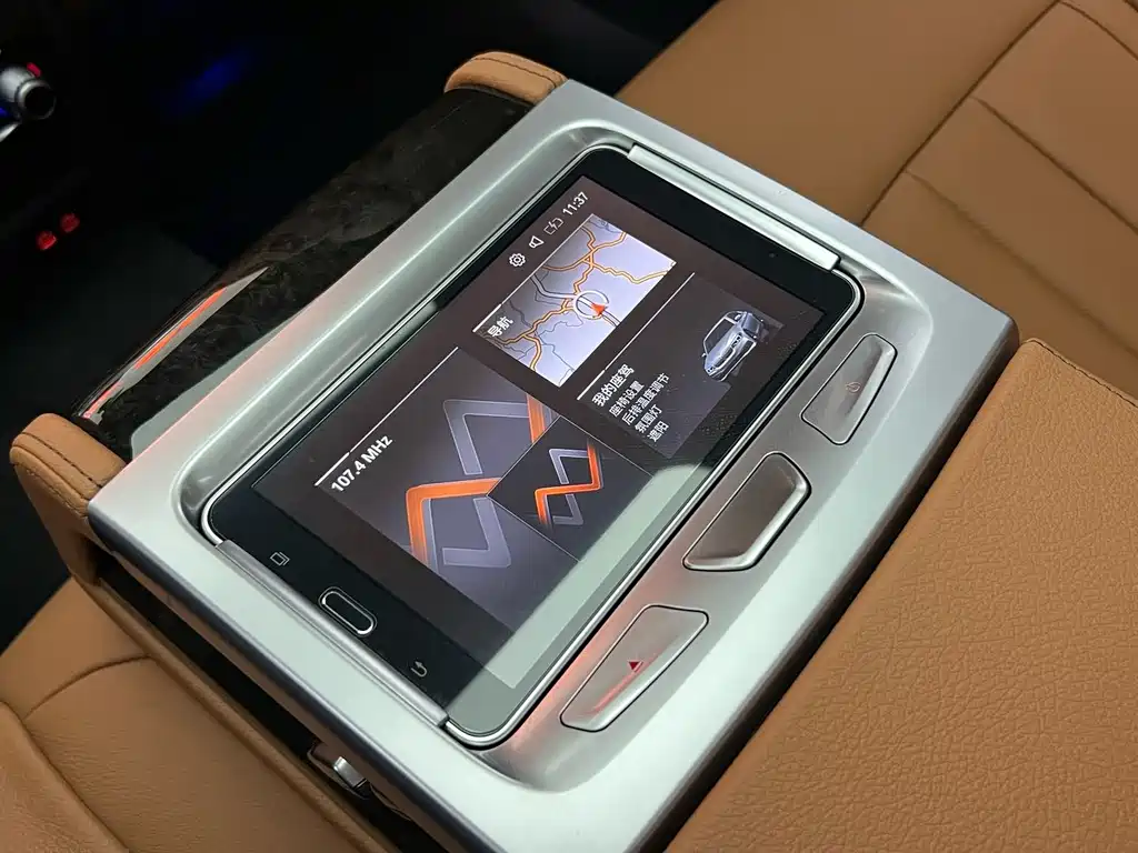 BMW 5 Series — миниатюра 22
