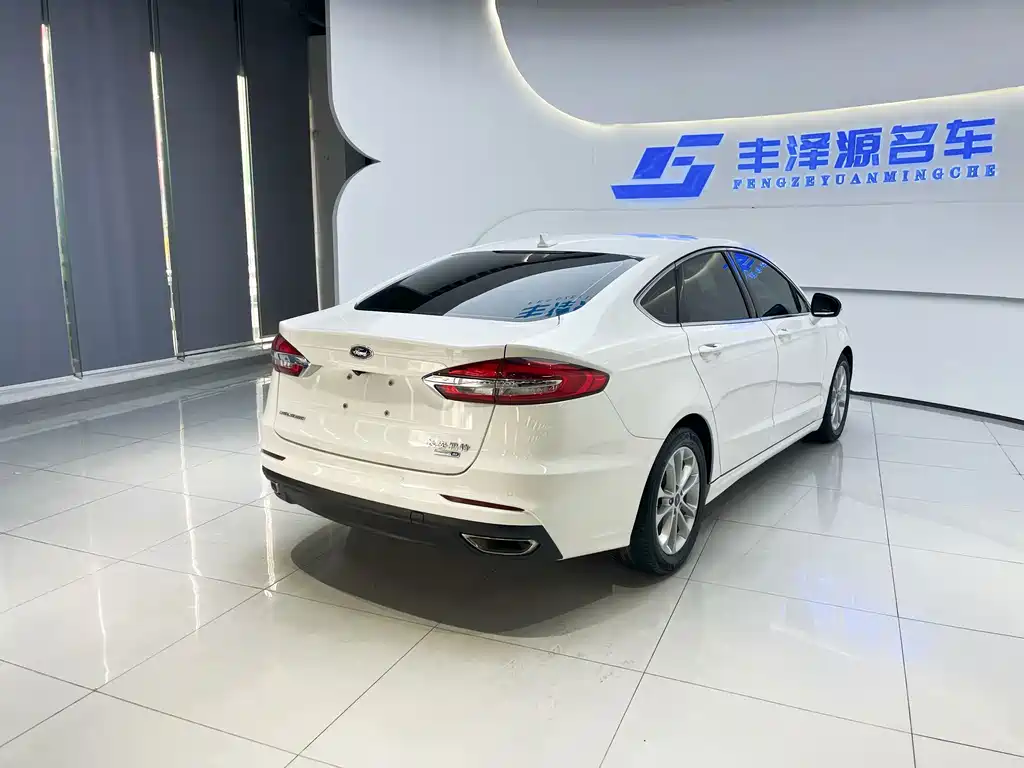 Ford Mondeo — миниатюра 4