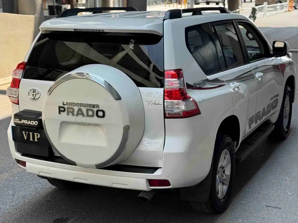 Toyota Land Cruiser Prado 2013 2.7L AT