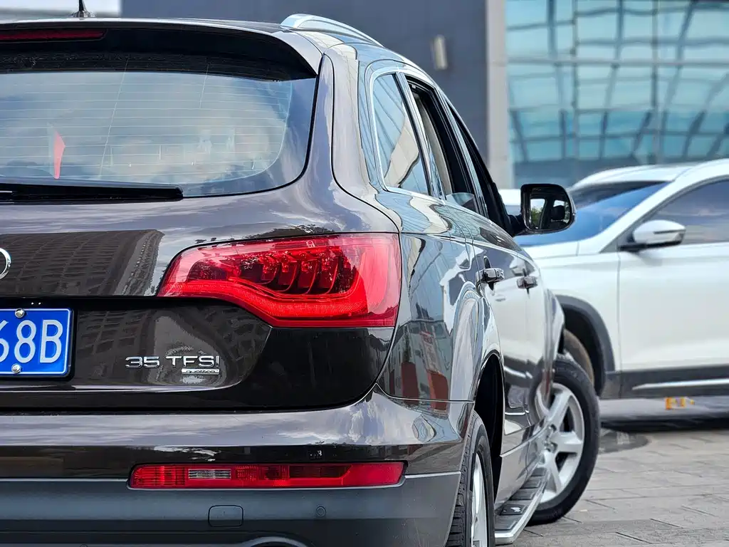 Audi Q7 — миниатюра 22