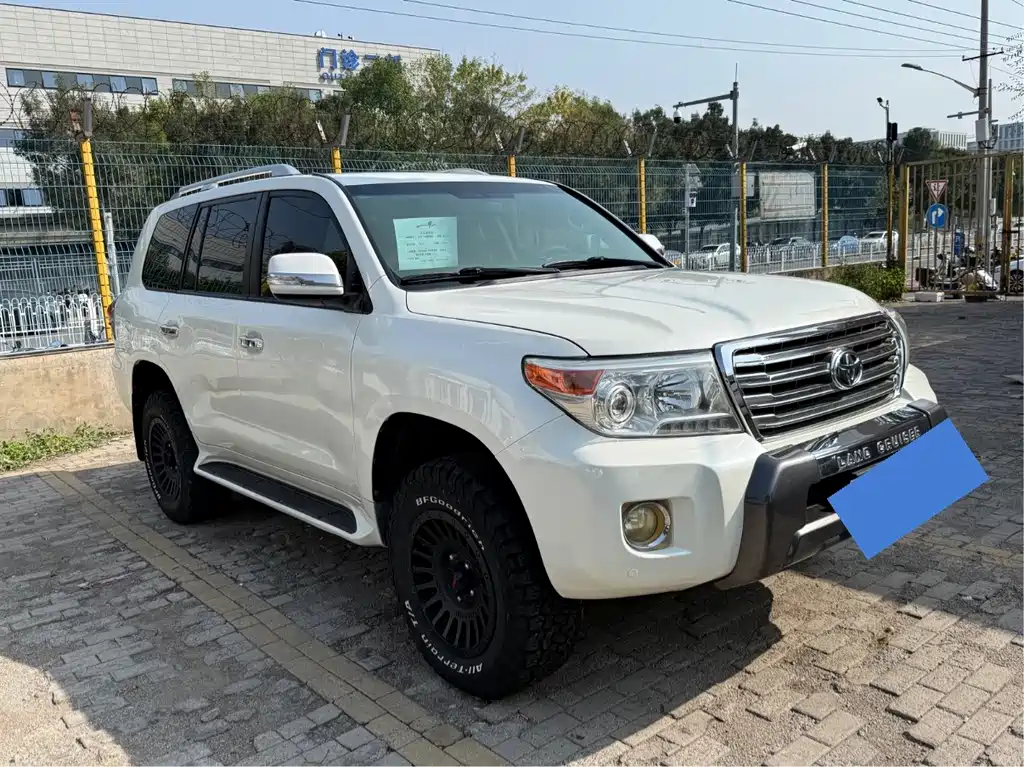 Toyota Land Cruiser — миниатюра 3