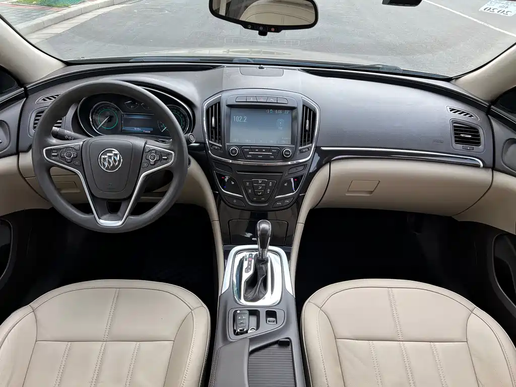 Buick Regal — миниатюра 12