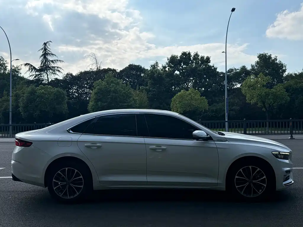Geely Xingrui — миниатюра 16