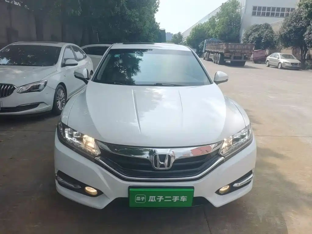 Honda Spirior — миниатюра 3