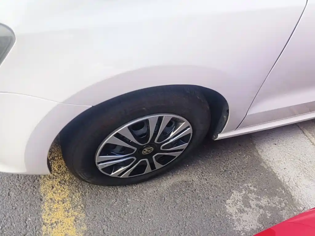 Volkswagen Polo — миниатюра 23