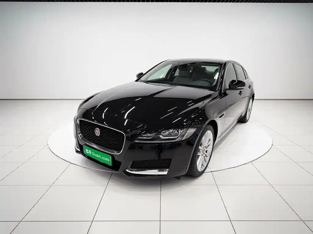 Jaguar XFL