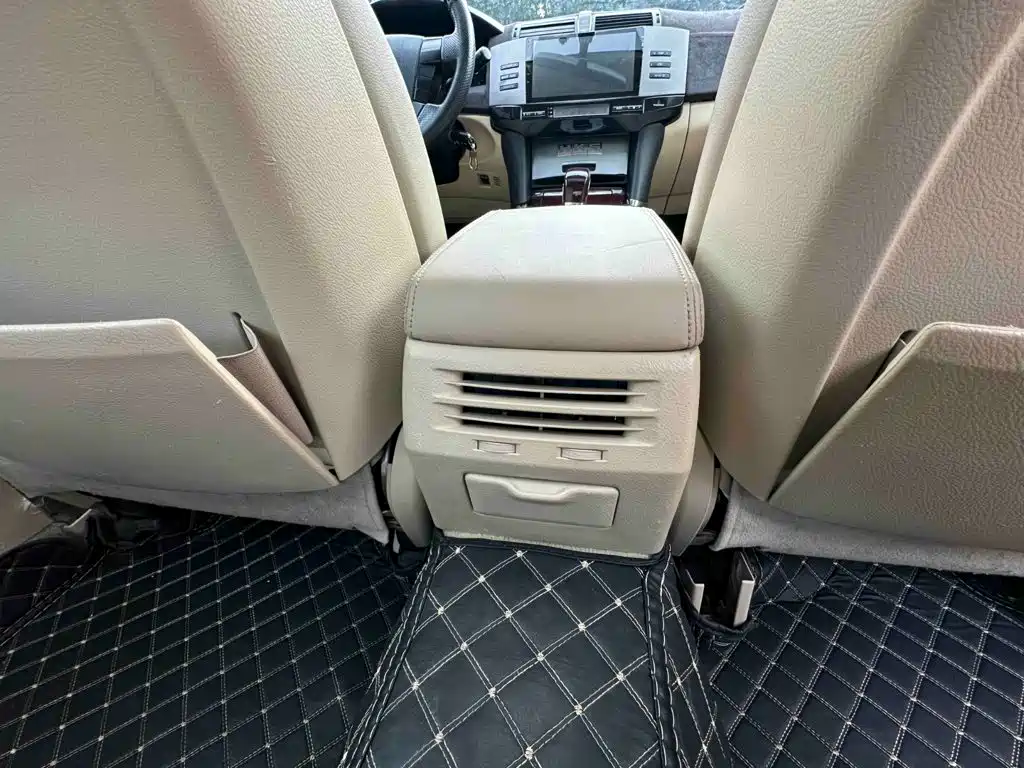 Toyota Reiz — миниатюра 20