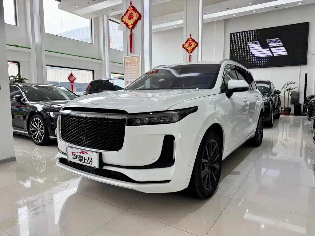 Li Auto ONE 2020 6 мест