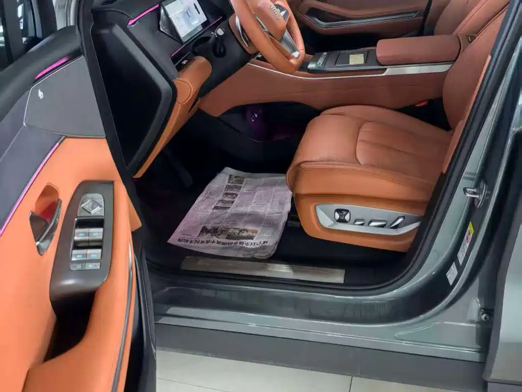 BYD Tang L — миниатюра 3