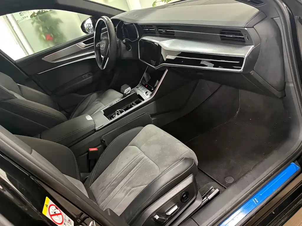 Audi A6L — миниатюра 10