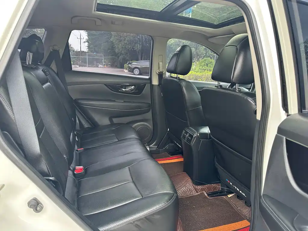 Nissan X-Trail — миниатюра 28