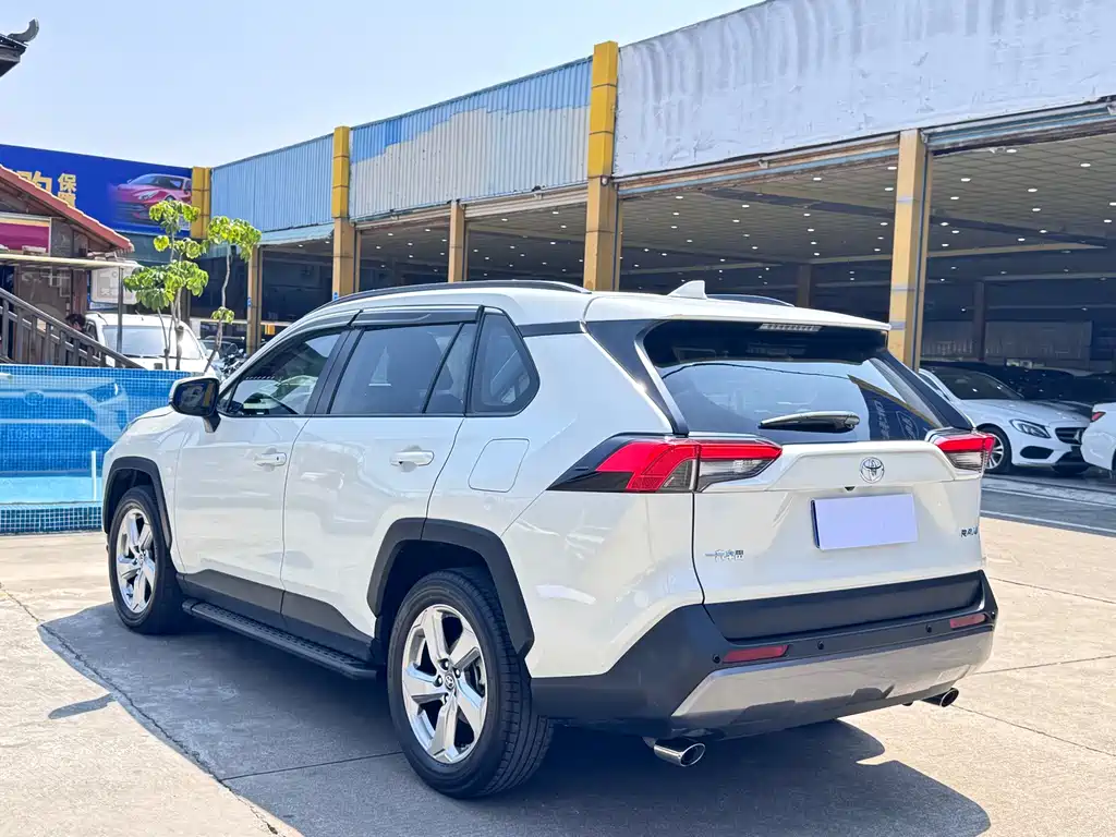 TOYOTA RAV4 RONGFANG