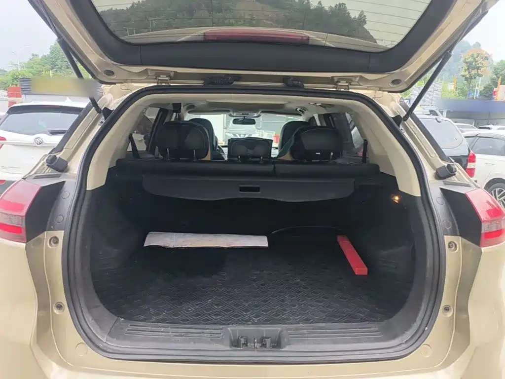 Geely Boyue — миниатюра 19