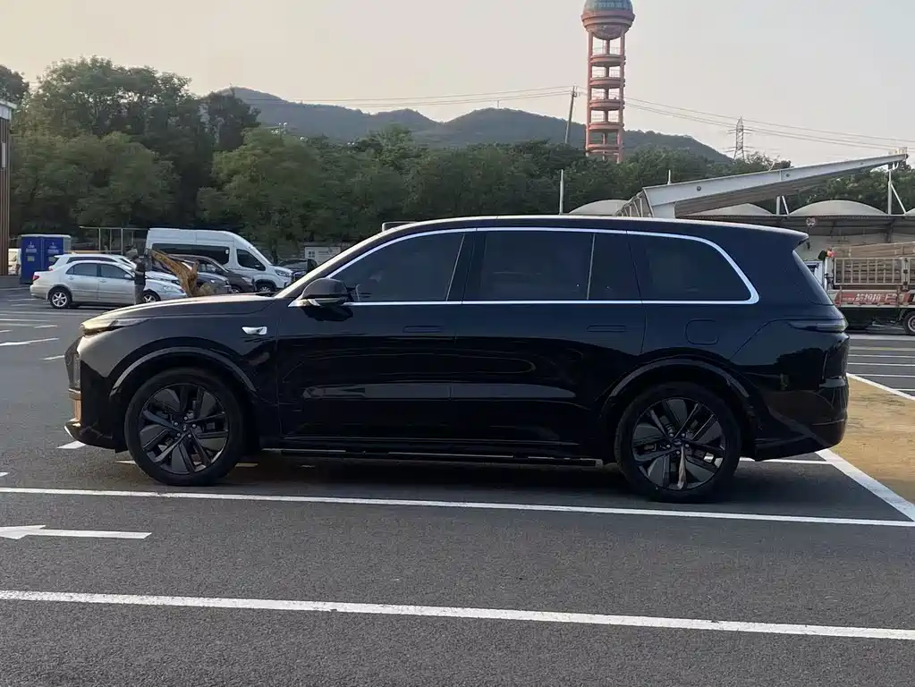 Li Auto Li L9 — миниатюра 10