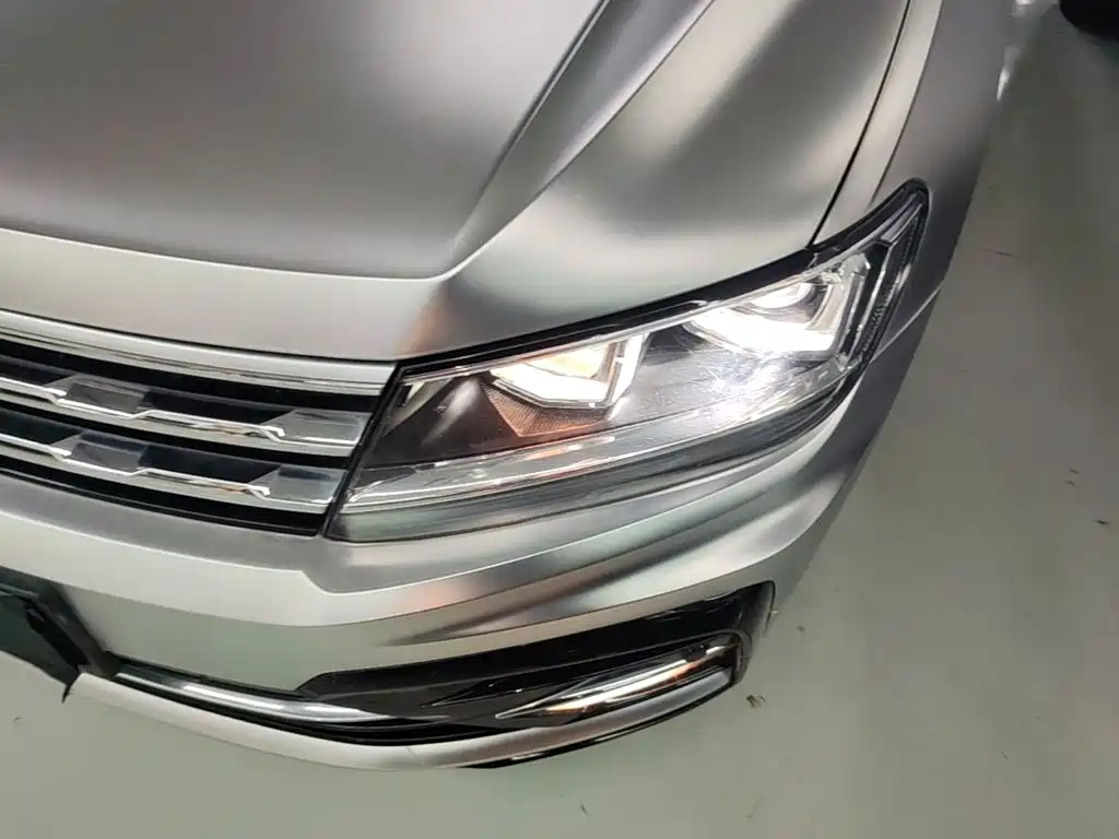 Volkswagen Tiguan L — миниатюра 24