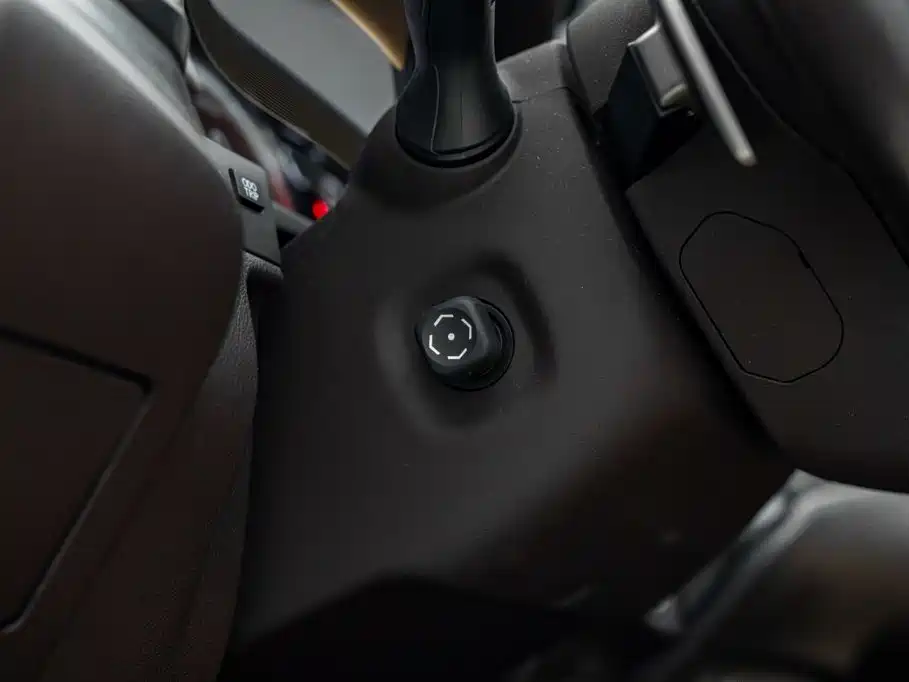 Lexus ES — миниатюра 15
