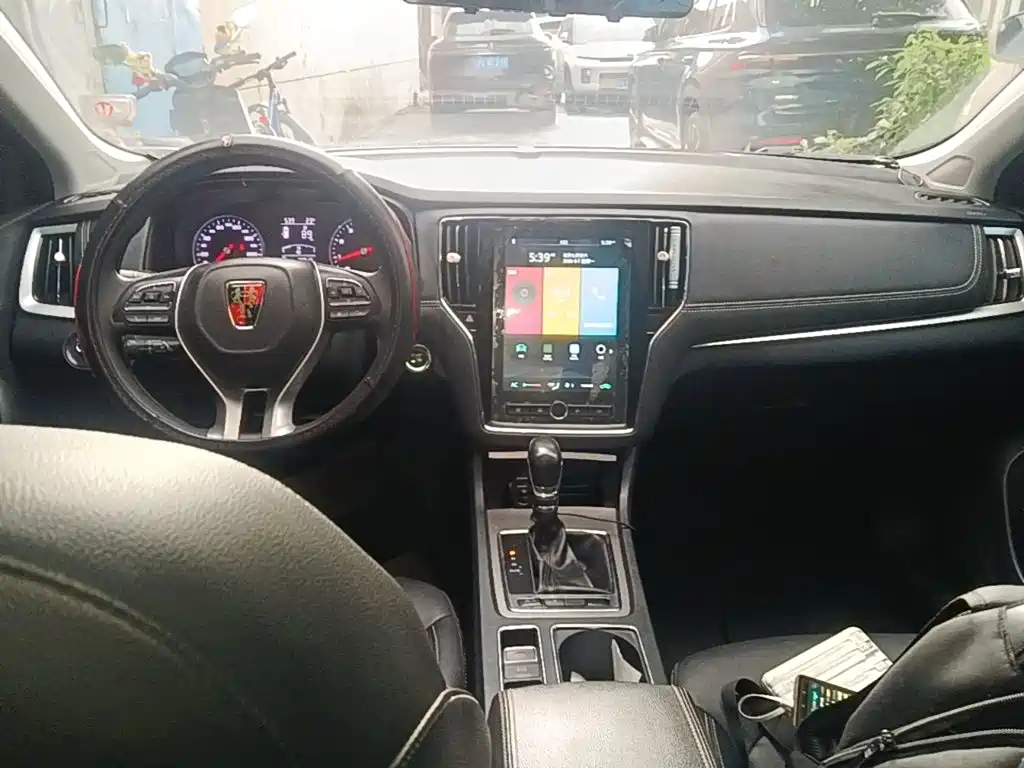 Roewe i6 Classic — миниатюра 10
