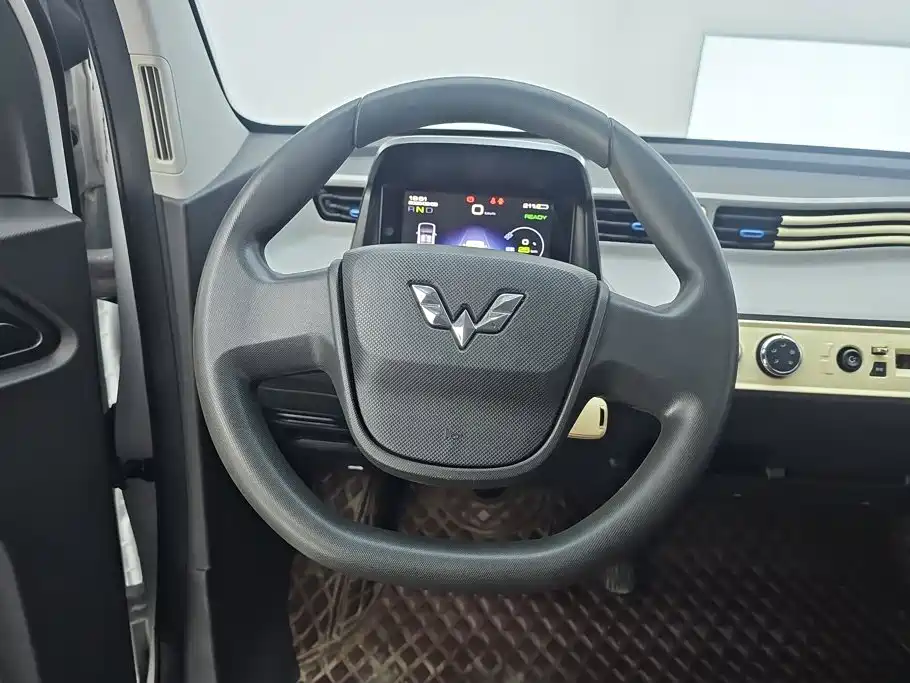 Wuling MINIEV — миниатюра 15