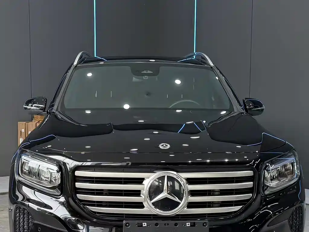 Mercedes-Benz GLB — миниатюра 2