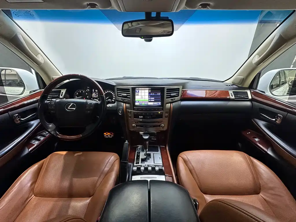 Lexus LX 2013 570