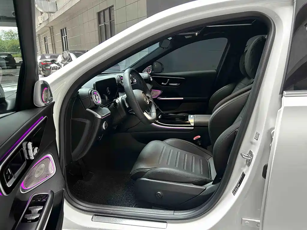 Mercedes-Benz C-Class — миниатюра 15
