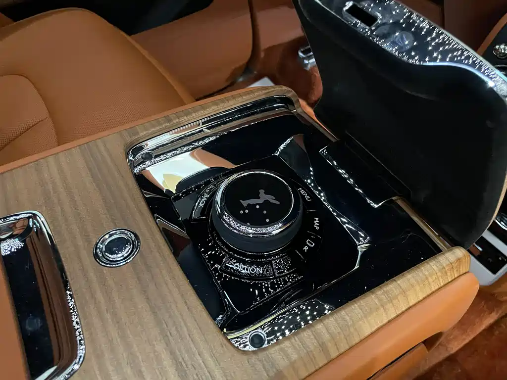 Rolls-Royce Cullinan — фотографии объявления, Фото 18