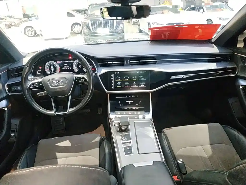 Audi A6L 2022 40 TFSI Luxury