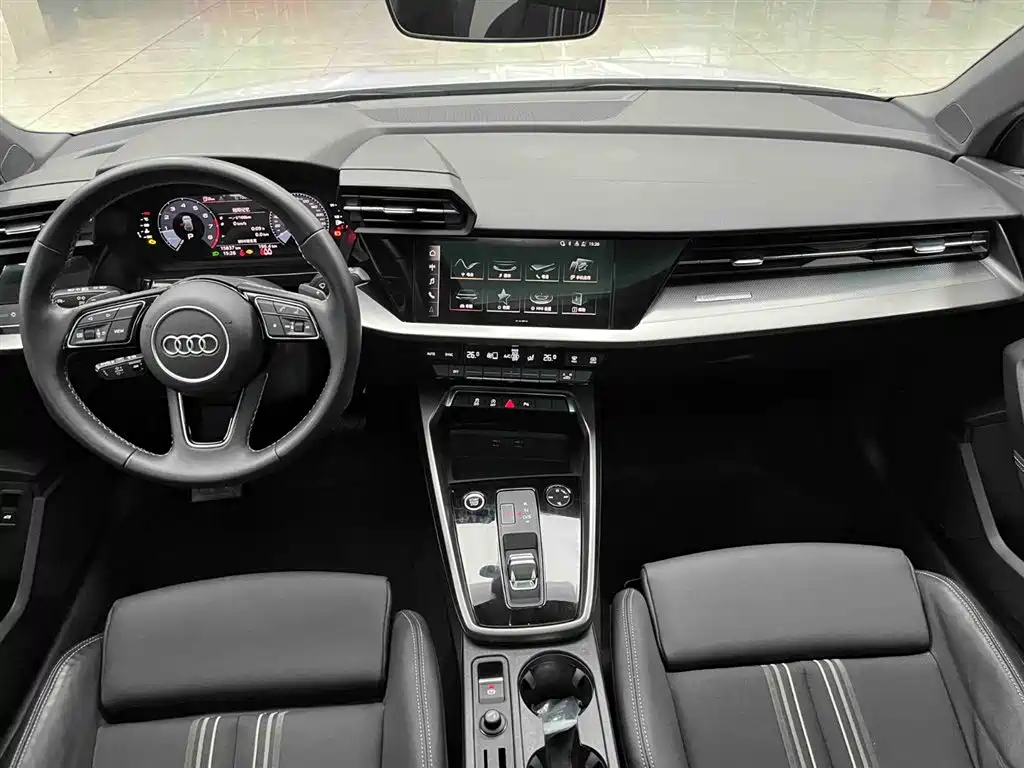 Audi A3 2023 Sportback 35 TFSI Fashion Sport