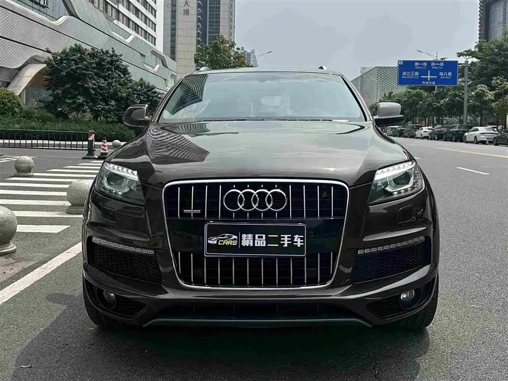 Audi Q7 — миниатюра 2