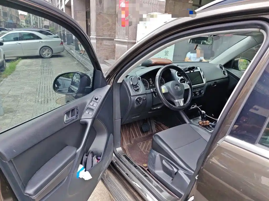 Volkswagen Tiguan — миниатюра 12
