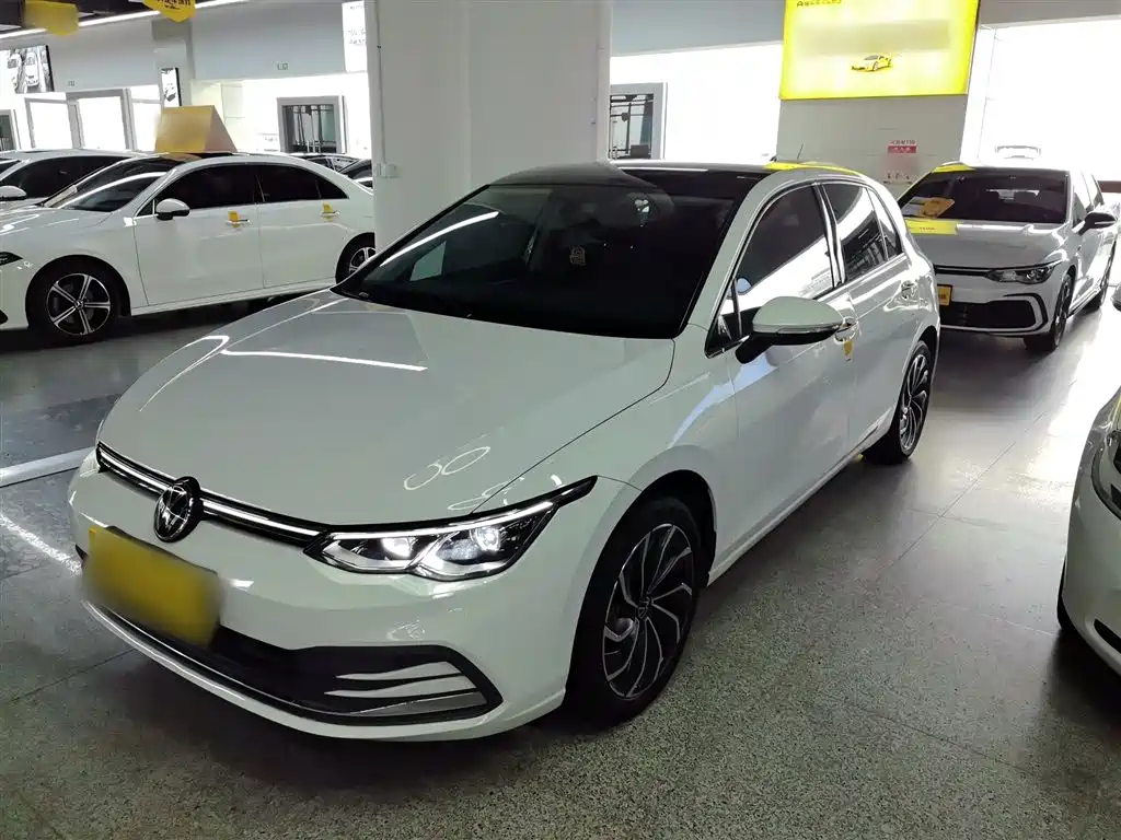 Volkswagen Golf 2022