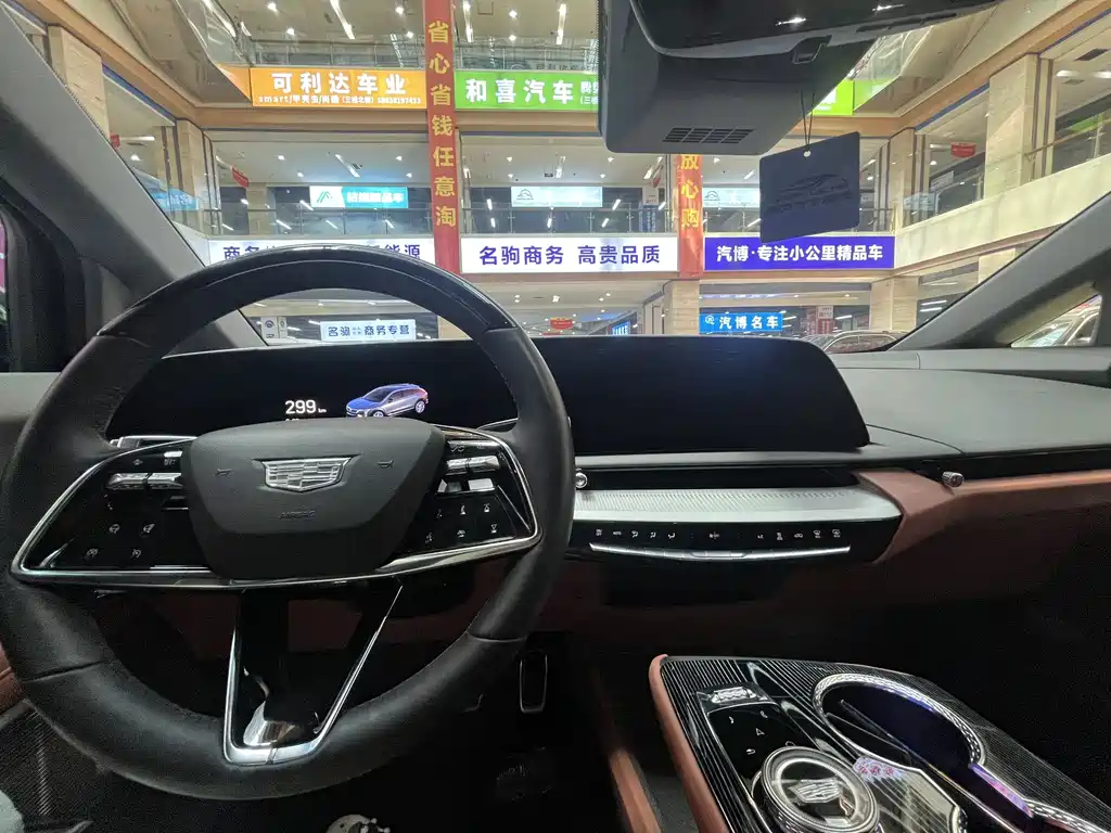 Cadillac IQ — фотографии объявления, Фото 12