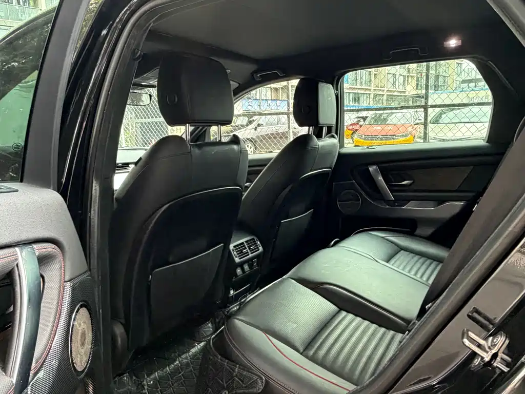 Land Rover Discovery Sport — миниатюра 5
