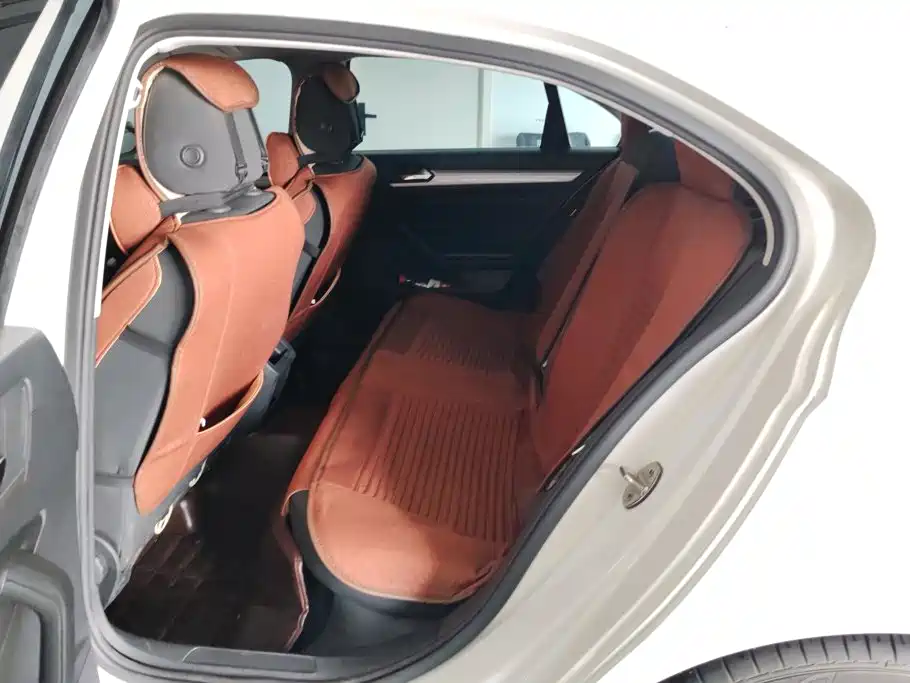 Volkswagen Lamando — миниатюра 11