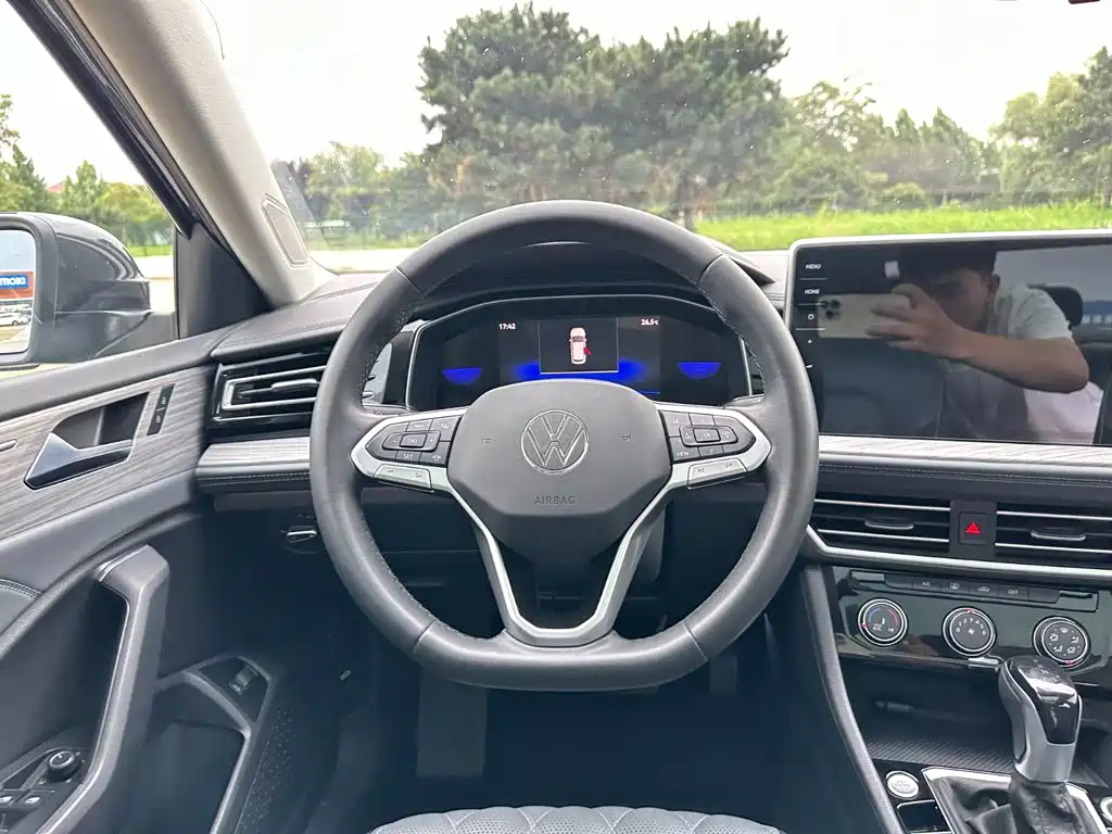 Volkswagen Sagitar — миниатюра 20