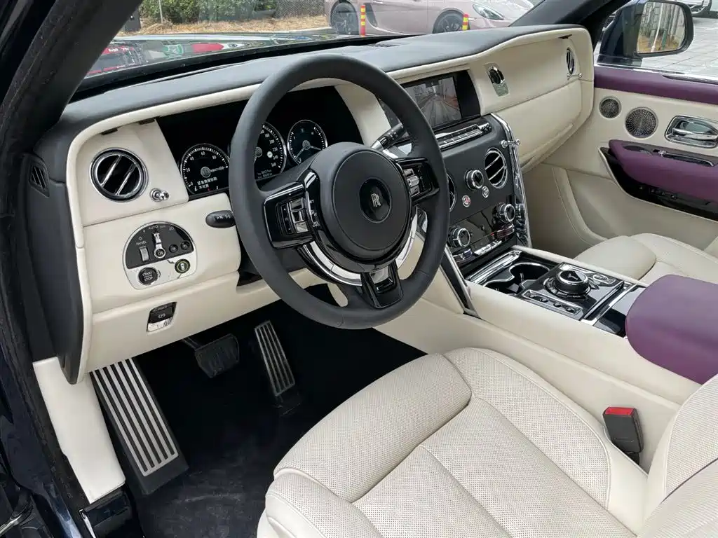 ROLLS-ROYCE CULLINAN