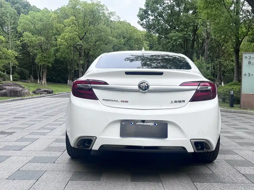 Buick Regal — миниатюра 5