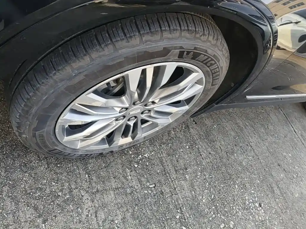 Cadillac XT5 — миниатюра 23