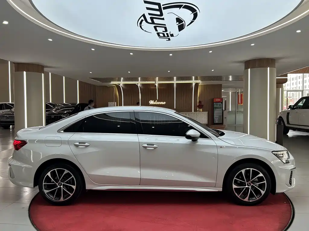 Audi A3 — миниатюра 4