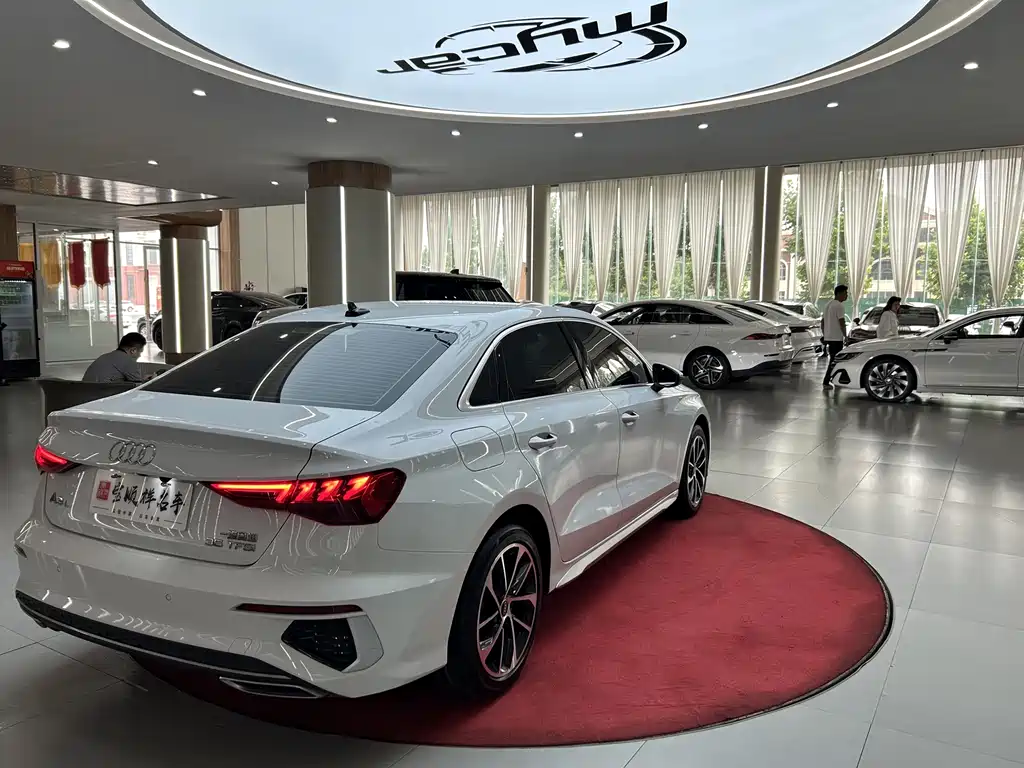 Audi A3 — миниатюра 5