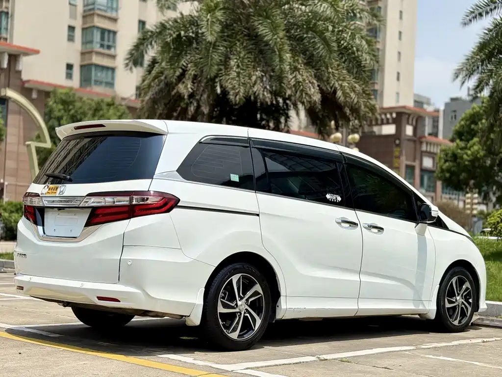 Honda Odyssey — миниатюра 17
